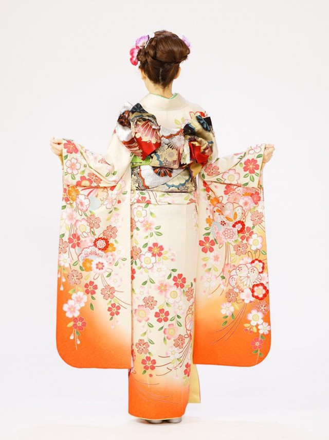 クリーム　裾オレンジ　華紋に百花繚乱柄の振袖フルセット(白系)|普通サイズ